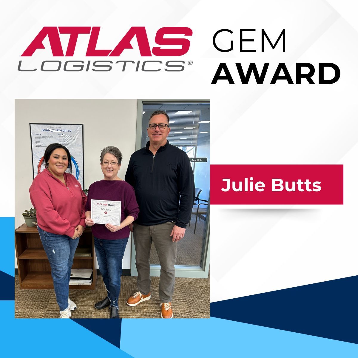 Celebrating Julie Butts as our Atlas Logistics GEM Award recipient! She goes above and beyond, supports teammates, and pours so much into our culture. Thank you, Julie! #GEMAward #TeamAtlas