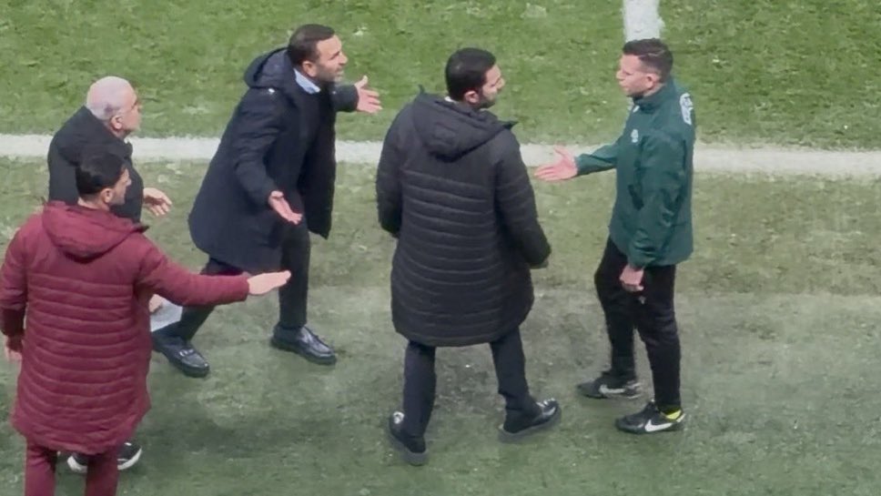 Ali Sami Yen Sokak tweet media