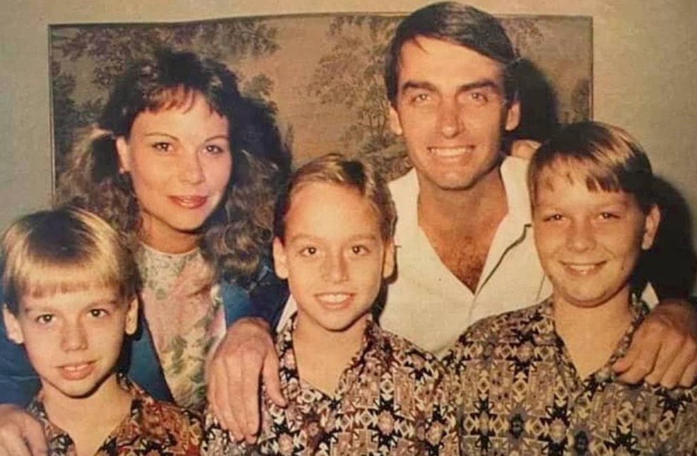 Crônicas de um historiador. tweet media