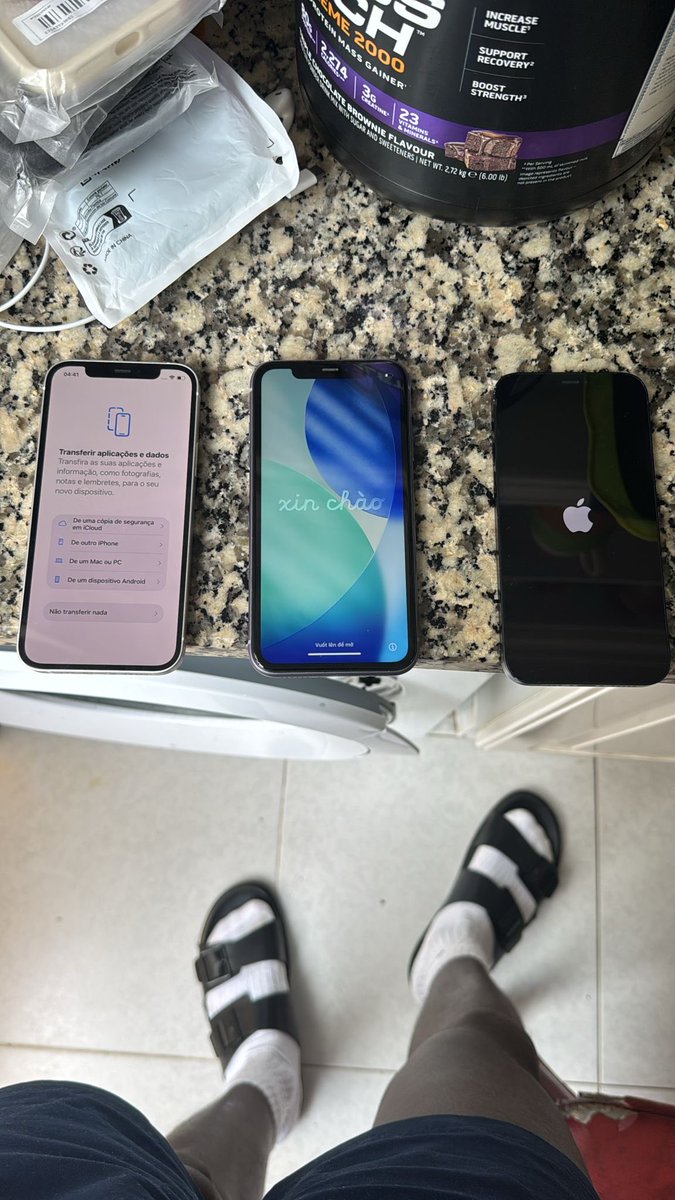 Buticario1's tweet photo. Vendo 3 iPhones condicionado da Europa, telefones limpos tudo de origem

iPhone 12 de 128g cor preto. Bateria 75% Face ID e o restante a trabalhar. Preço 350.000kz 

iPhone 12 64 cor branca Face ID e restam a trabalhar. 310.000kz 

iPhone 11 de 64g 245.000kz
937551212 https://t.co/lLSdEr6i7N