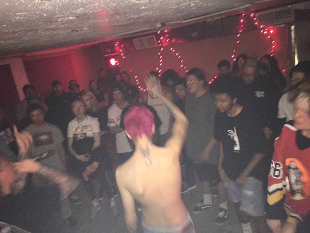 charlotte tweet media