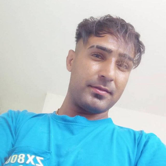 ریتوئیت کنین لطفا. 
#آرمین_کامل_مرد تو آستانه اشرفیه گرفتنش
حکم اعدامشو دادن یه هفتس ازش خبر نداریم
اسمش هیچجا نیست
کمک کنید اسمشو بگیم.