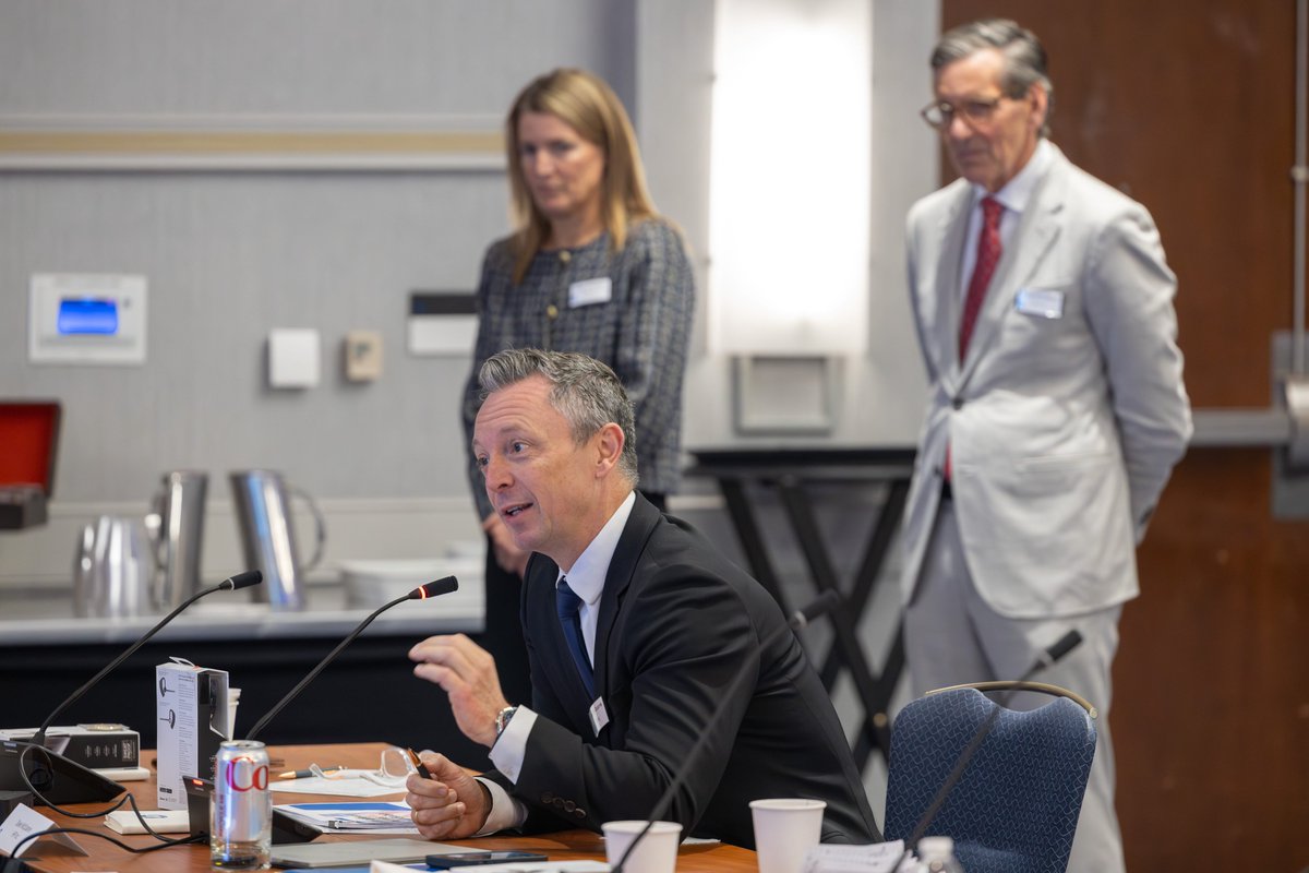 David McQuarrie tweet media