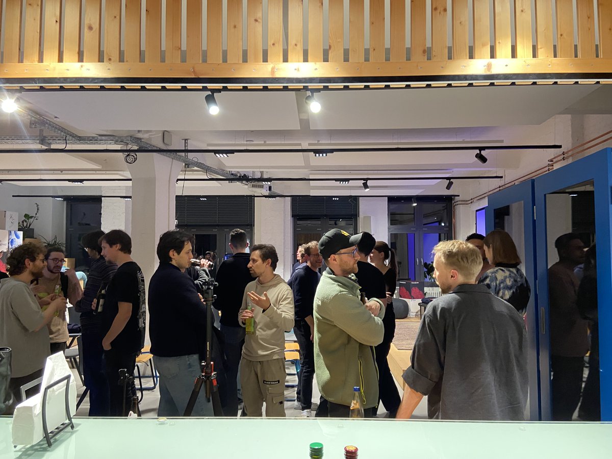 Berlin Ethereum Meetup tweet media
