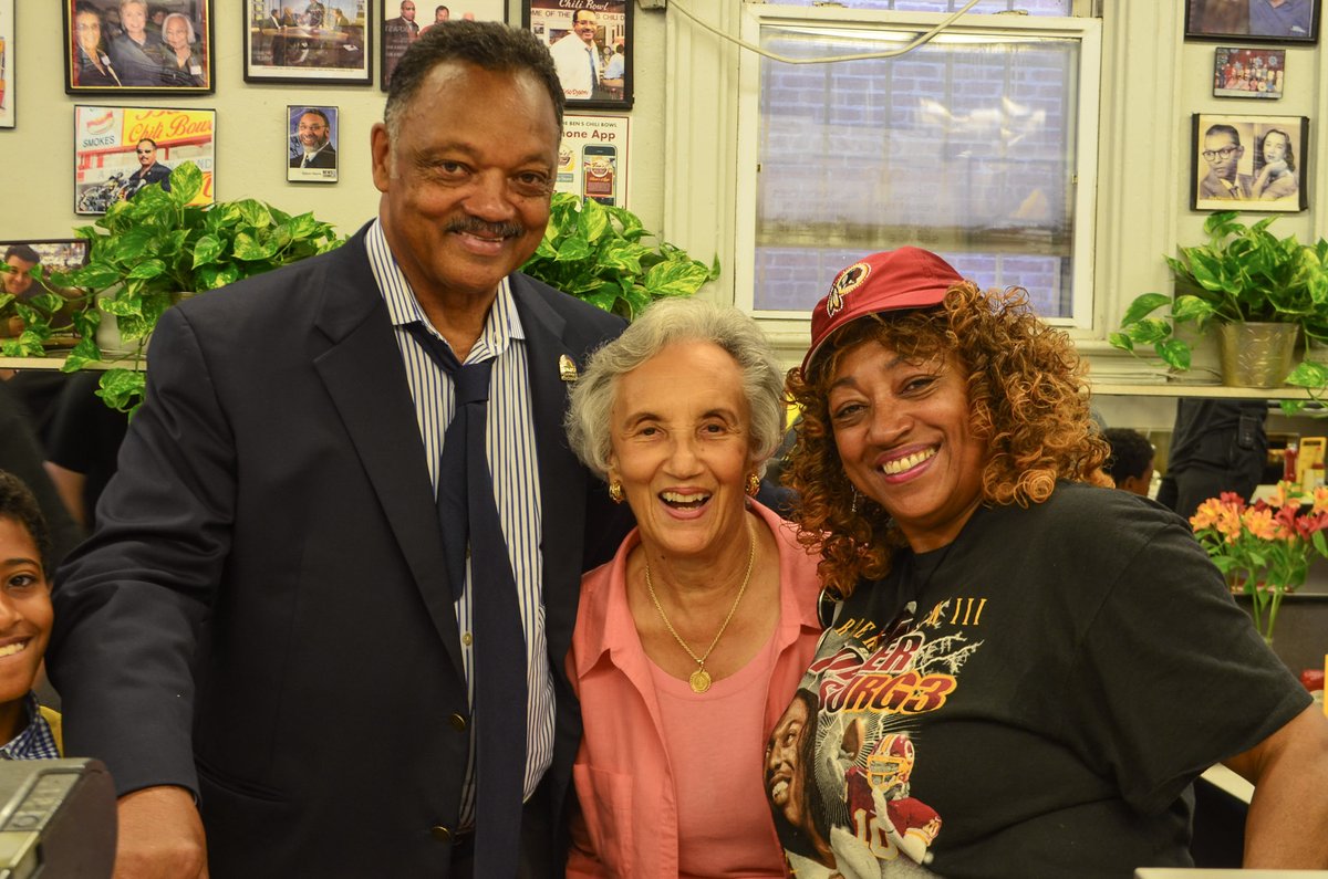 benschilibowl's tweet photo. Today, the Ben’s Family mourns the loss of our dear friend, Rev. Jesse Jackson. He shared wisdom at our tables, laughter in our dining room, and unwavering love for our community. We are forever grateful for his life’s dedication to justice, equality, and opportunity for all. https://t.co/iYCsv8le0y