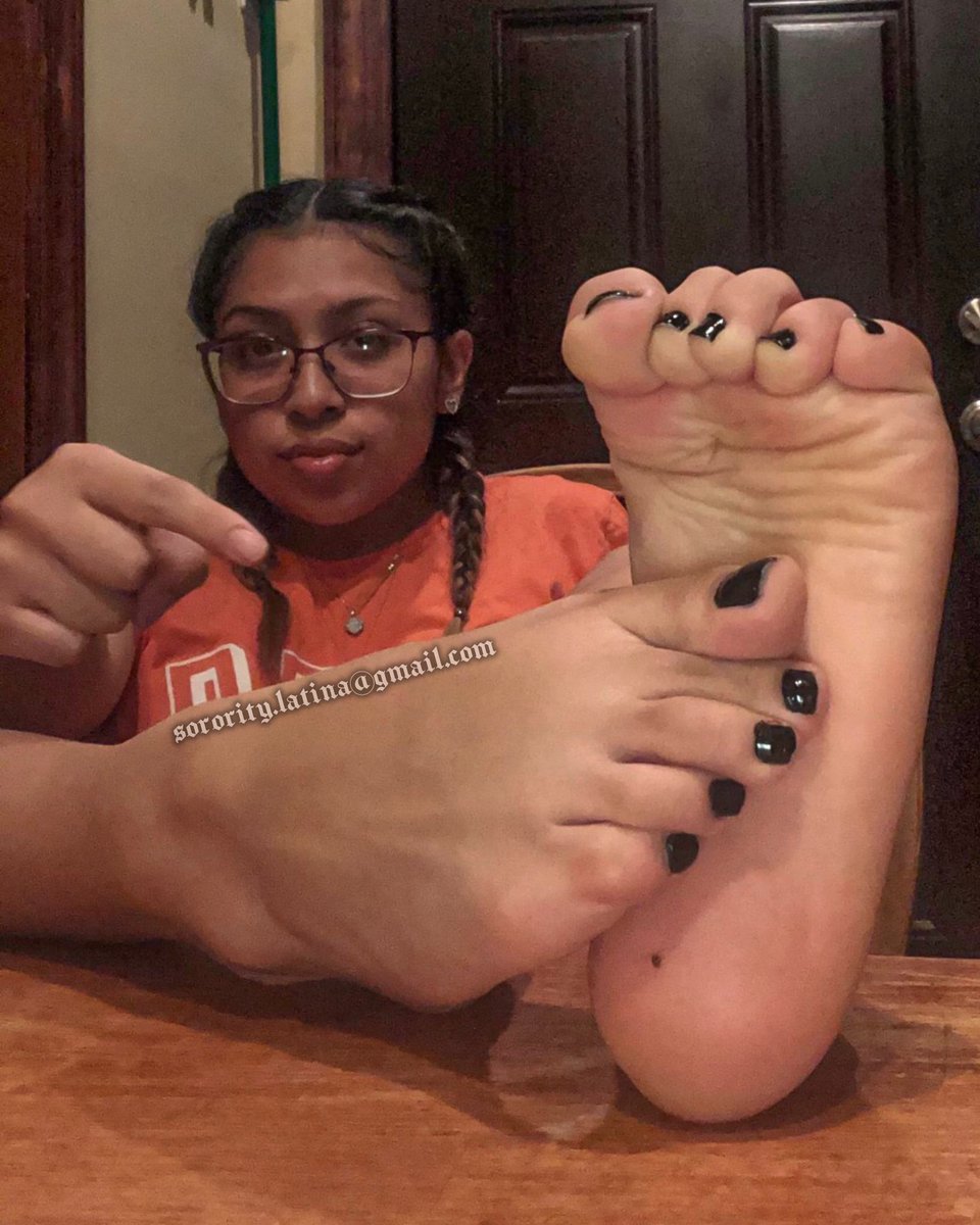 Priscilla #feetpics 👣 #footpics 👣 tweet media