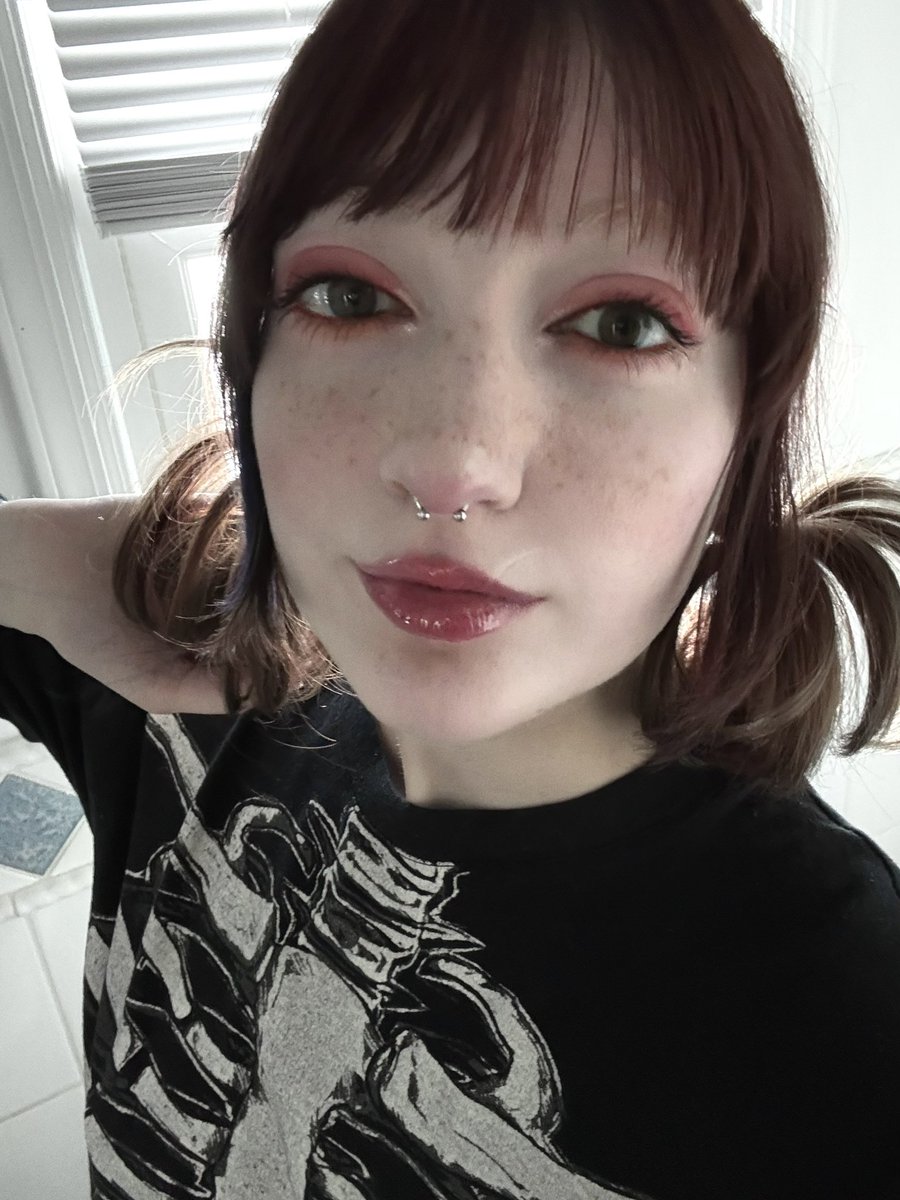 sylvie 🫧 tweet media