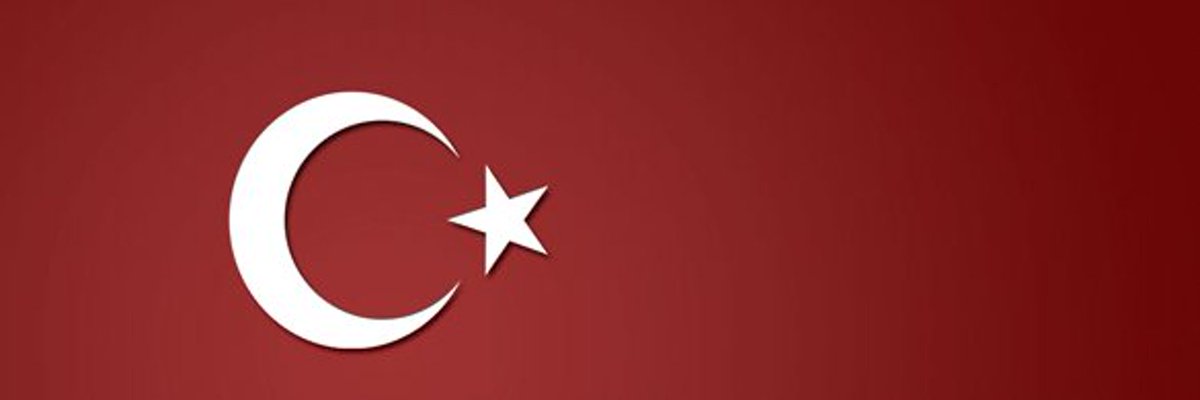 #BİRUMUTTURYAŞAMAK     Taraf olmalısın.
Şu ya da bu gruptan yana değil. TÜRK den yana.....🇹🇷🇹🇷🇹🇷