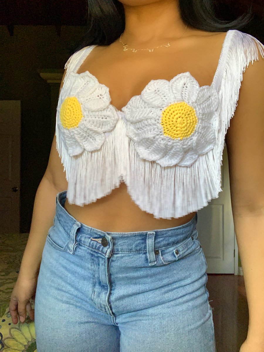 dandixgee's tweet photo. Slowly building up my collection of crochet tops for the summer 🙂‍↔️ https://t.co/hw3zELnOdh