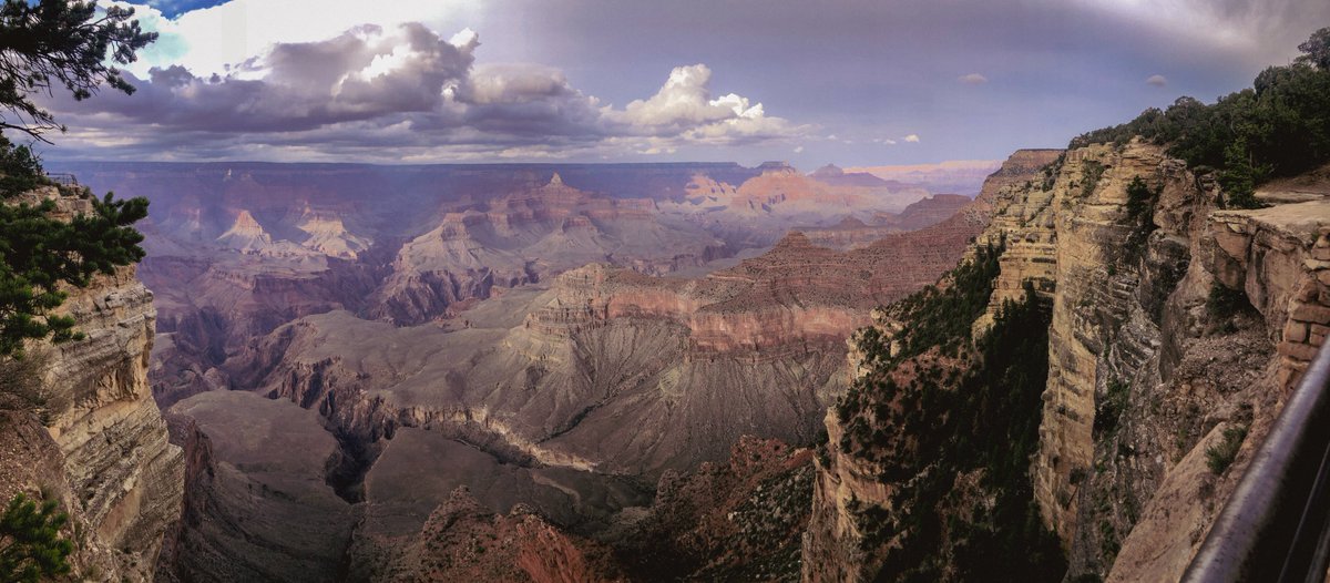 MyDronePro's tweet image. Flashback to August 2021 at the Grand Canyon Rim Trail near Yavapai Point, taking in the panoramic South Rim viewpoint with breathtaking canyon ridges and the Colorado River stretching below. #destinations #panophoto @PanoPhotos