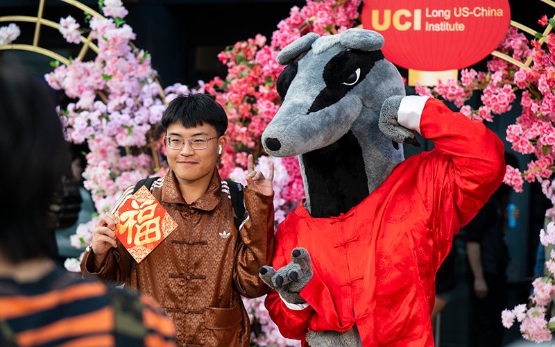 UCI Social Sciences tweet media