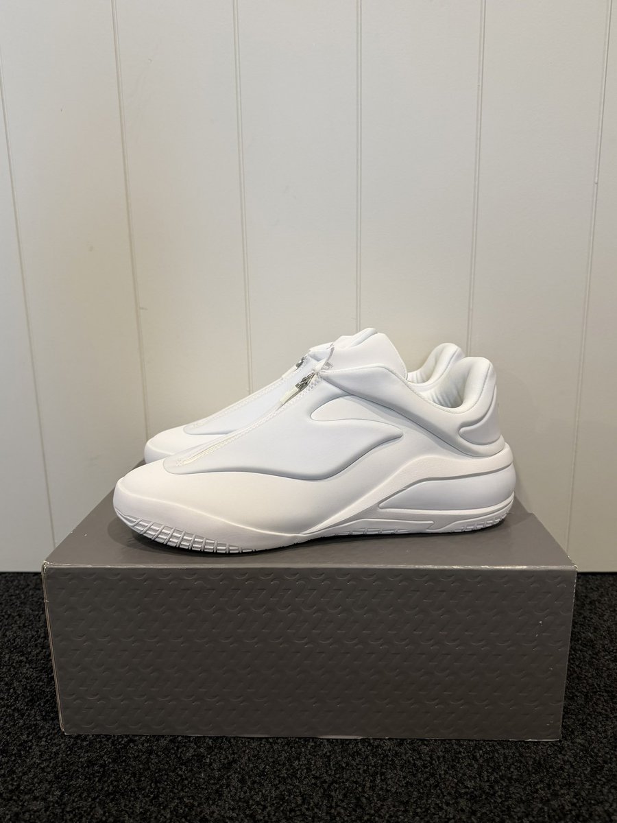 𝐒𝐡𝐚𝐲 tweet media