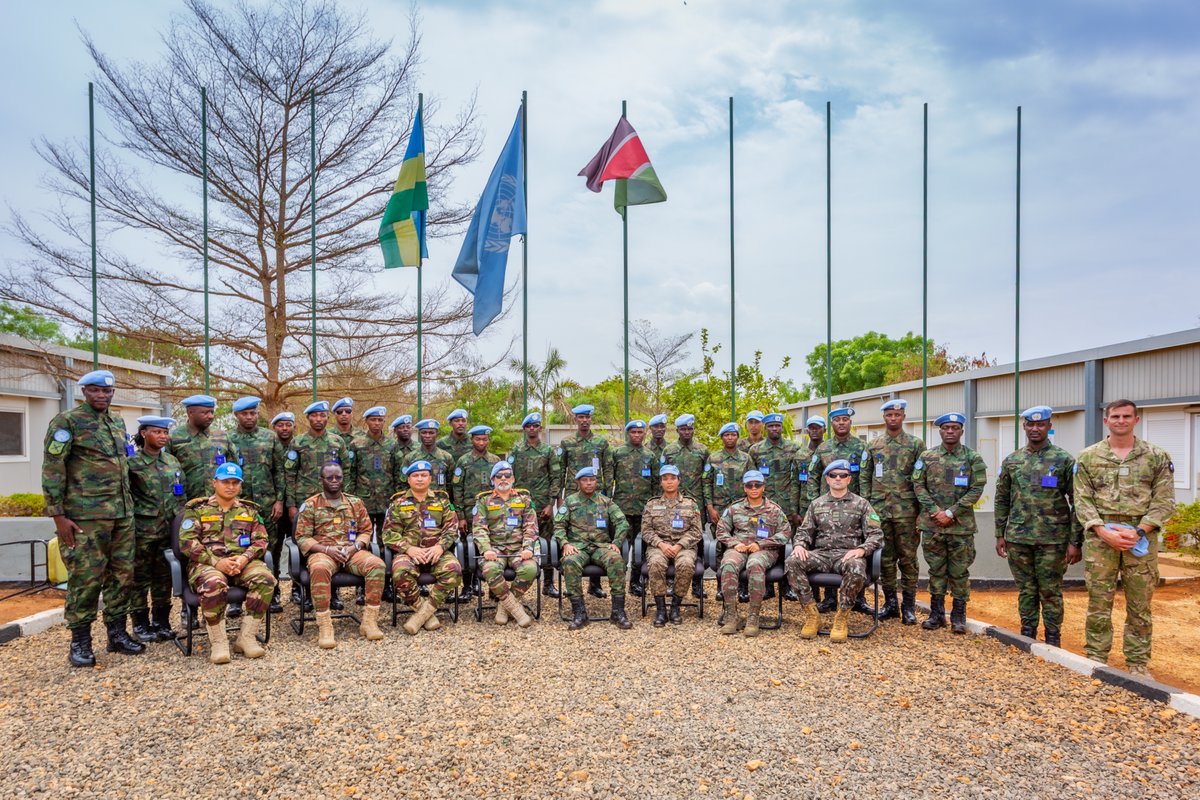 Uyu munsi, Umuyobozi w' Ingabo za Loni muri Sudani y' Epfo,  Akarere ka Juba, Brigadier General Mohammad Iqbal Hossain, yasuye Batayo ya 3 y'ingabo z’u Rwanda  bari mu butumwa bw’amahoro bwa Loni muri Sudani y’Epfo (UNMISS).

Yakiriwe n’Umuyobozi w’Ingabo z’u Rwanda zigize Batayo