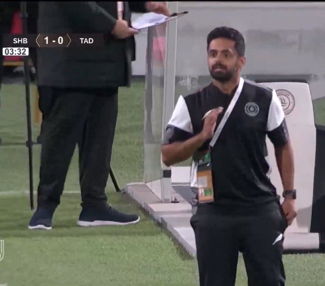 مباراة كبيرة يقدمها المدرب الوطني عبدالله المطيري 

 #الشباب_التضامن