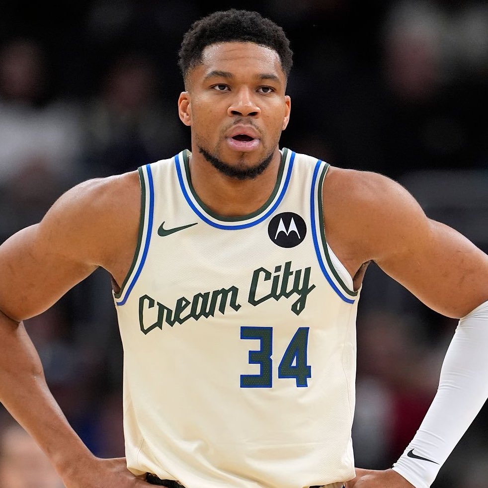 TheHoopsAlerts's tweet photo. Giannis says he wants to win a championship with the Bucks but if that’s not on the table he could ‘pivot’:

"The most important thing I want is to win a championship with the Milwaukee Bucks. And if that's not on the table or in the plans, that's when you kind of like okay maybe I got to pivot because I really want to win.”

(h/t @ohnohedidnt24)