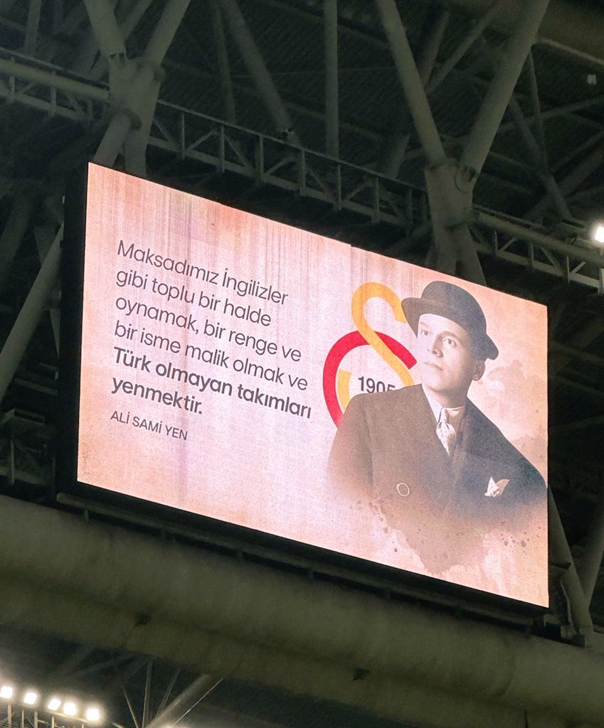 Tekyumruk's tweet image. Arrivederci Juve!

Şen ola Cimbom şen ola!