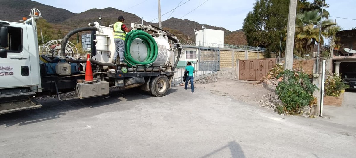 Capaseg realiza trabajos de desazolve en Centro de Salud y escuela secundaria en Eduardo Neri

Chilpancingo, Gro., 17 de febrero de 2026.- En el municipio de Eduardo Neri, la Comisión de Agua Potable, Alcantarillado y Saneamiento del Estado de Guerrero (CAPASEG) llevó a cabo