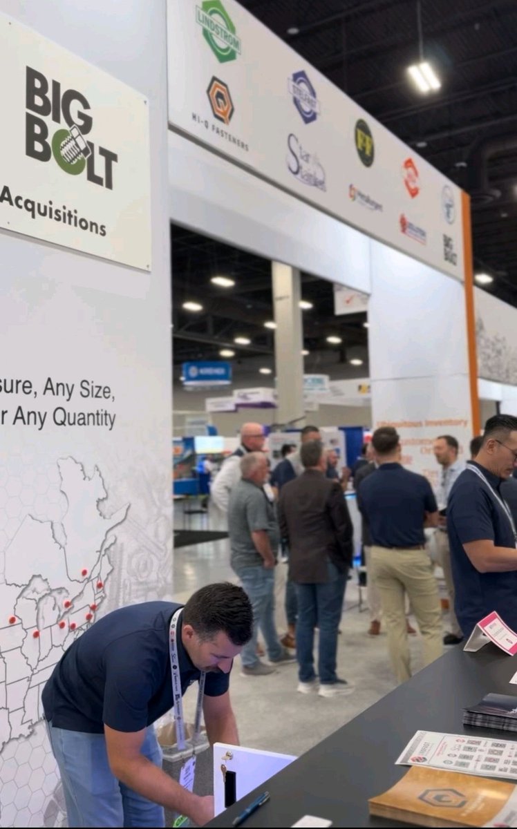 Rosa the Riveter 💪🛠🔩 tweet media