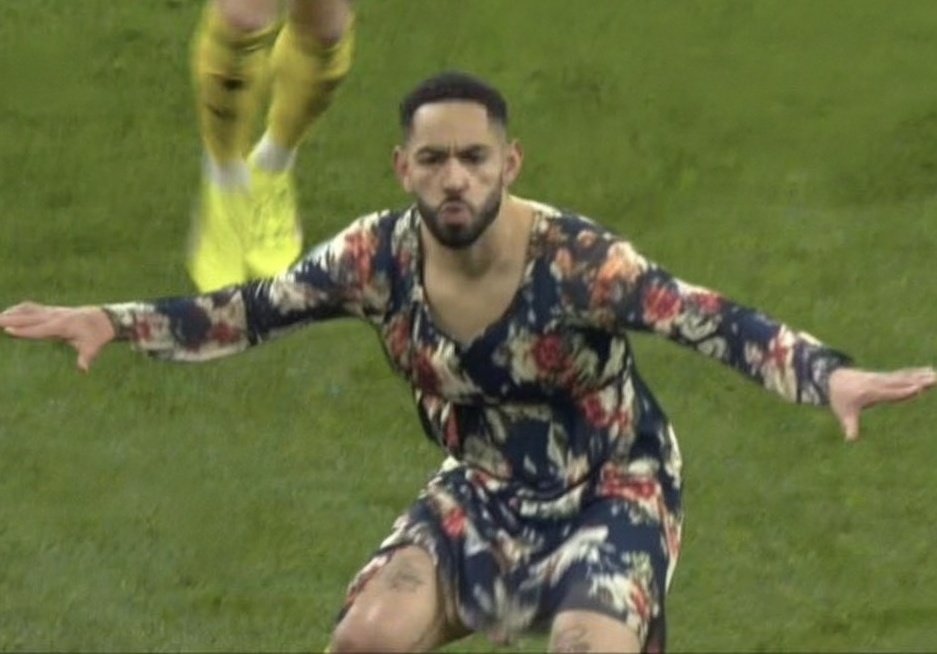 As the rest of the other clubs are playing football, this village team's players are playing with pancakes 🤣🤣🤣😆🙌