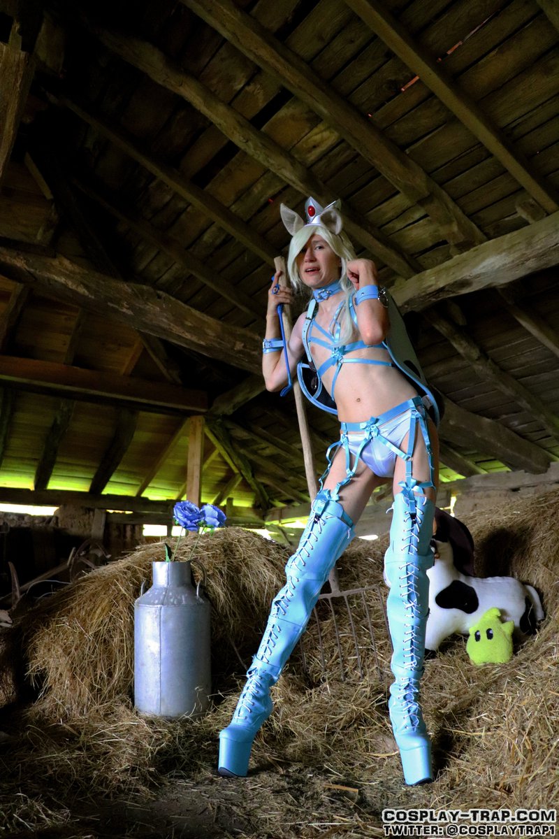 Cosplay-Trap 💙 tweet media