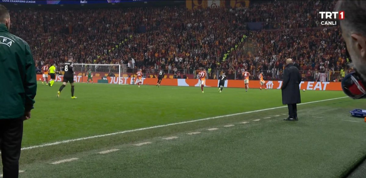 BahaGulbey's tweet photo. BU NE OLUM OKAN HOCAM YAYIN AÇMIŞ
#GSvJUVE https://t.co/EUW7GWlS5P