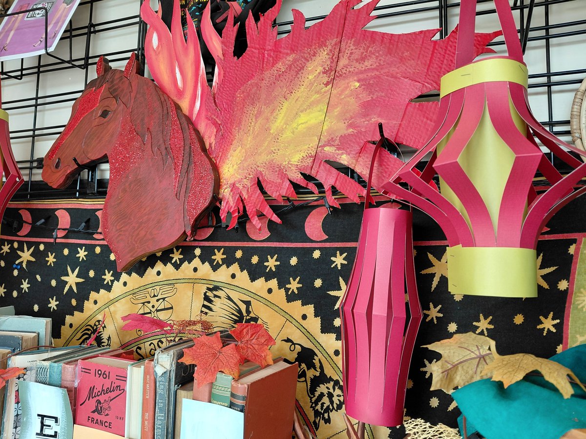 Bookmans tweet media