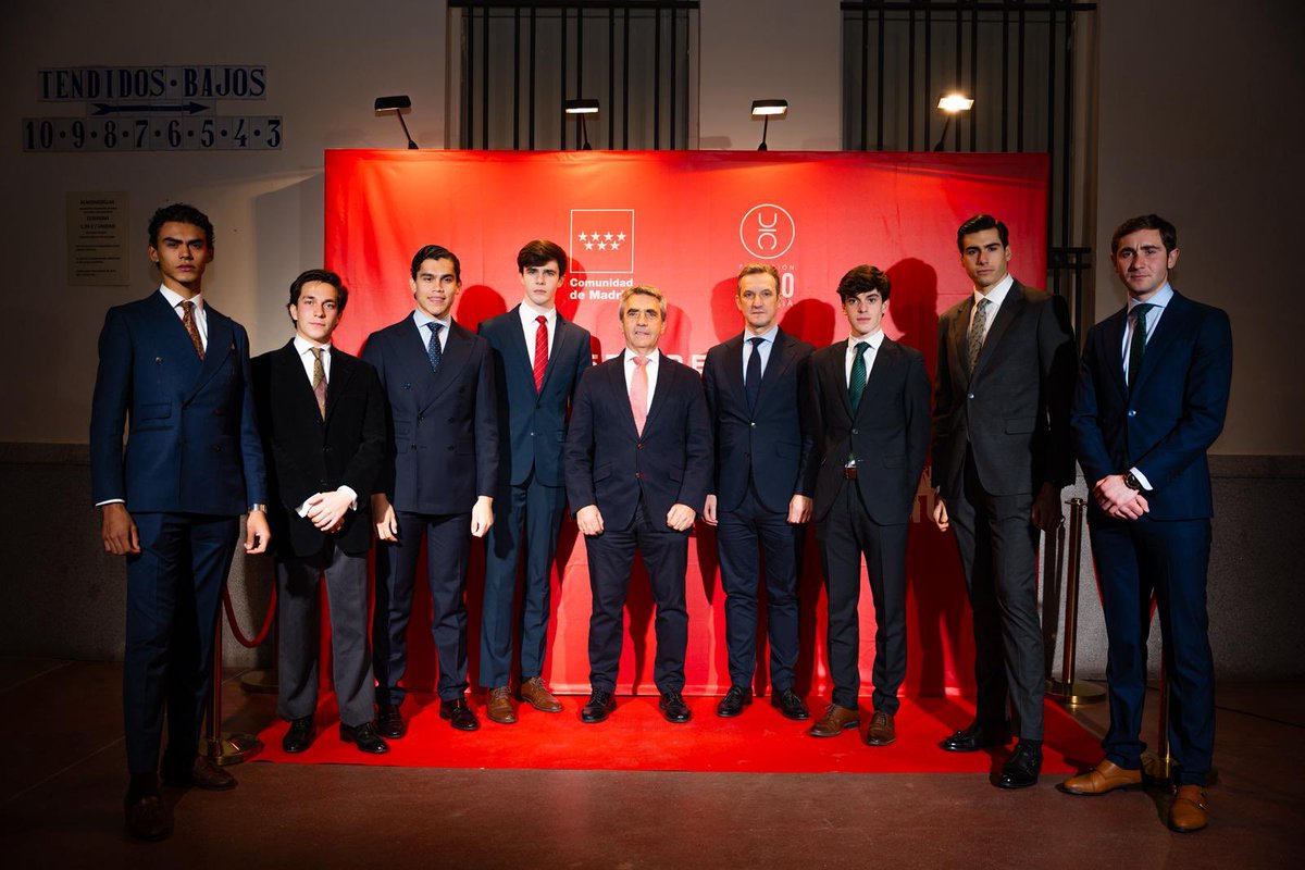 👏🏼 Ya conocemos el cartel de la VI edición del Circuito de Novilladas 2026 de la <a href="/ComunidadMadrid/">Comunidad de Madrid</a>. 

📅 El ciclo se celebrará del 7 de marzo al 5 de julio, y el ganador obtendrá un hueco en las ferias de Arganda del Rey, San Agustín del Guadalix y Cadalso de los Vidrios.