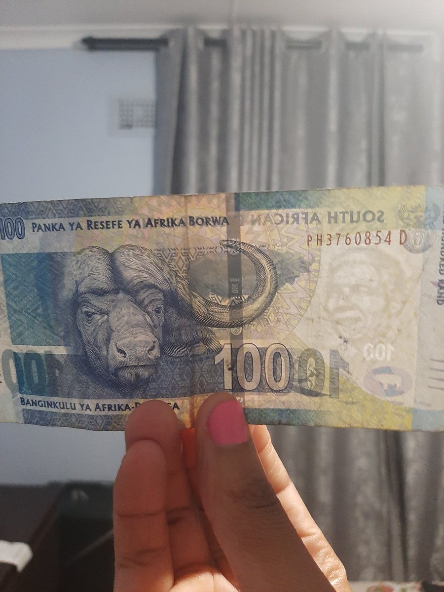 coolslondy's tweet photo. A huge disappointment with Mbali Mthembu @WOOLWORTHS_SA  kwadukuza  I went to pay for my account in cash next thing I'm being told to change this R100 because of stain which is barely there  I told her the money was just a withdrawal form ATM she said I must take it back to them https://t.co/uwNtuS6Ims