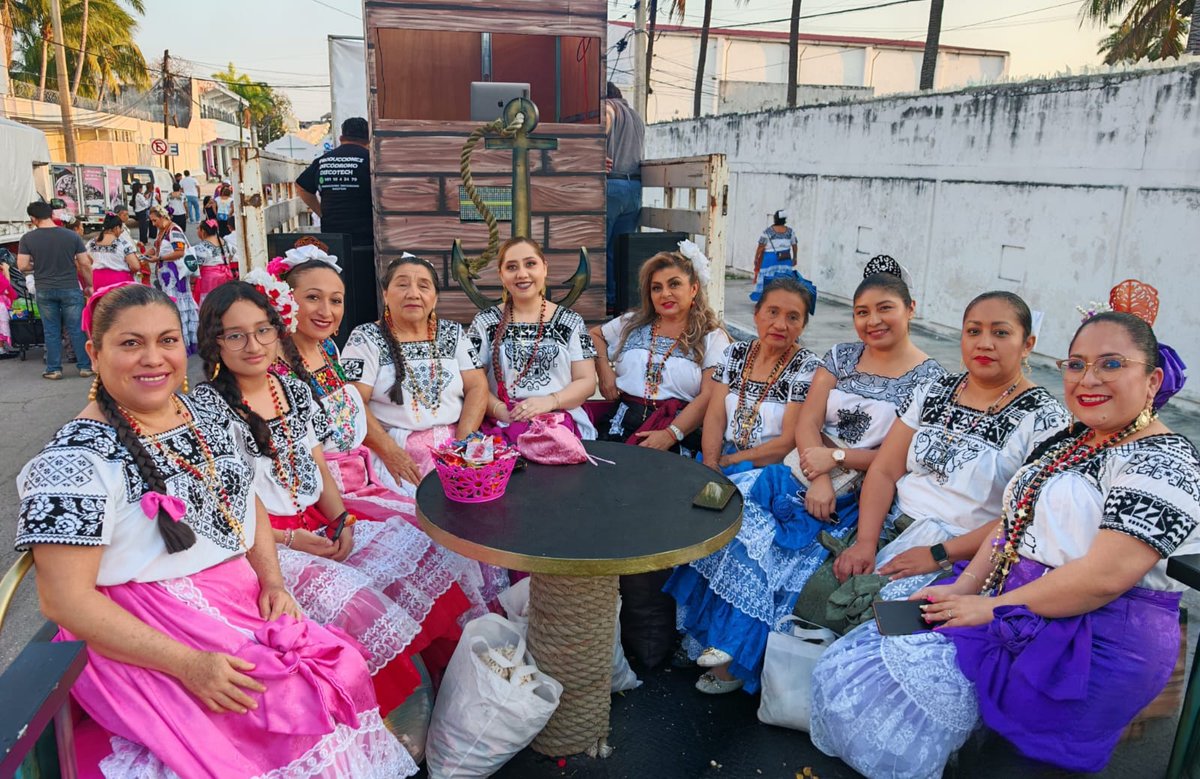 AgapitoCeballos's tweet image. #AlgarabíaCampechana2026 | Fiesta y tradición| #Orgullo de nuestra tierra | #Apicam #GobiernoDeTodos.