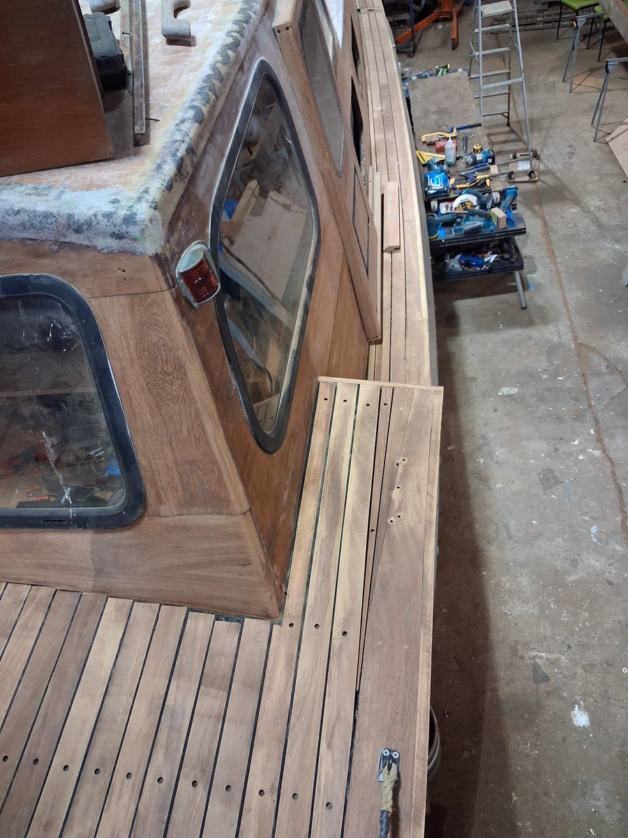 Gerfalcon a RNPS and Dunkirk Little Ship tweet media