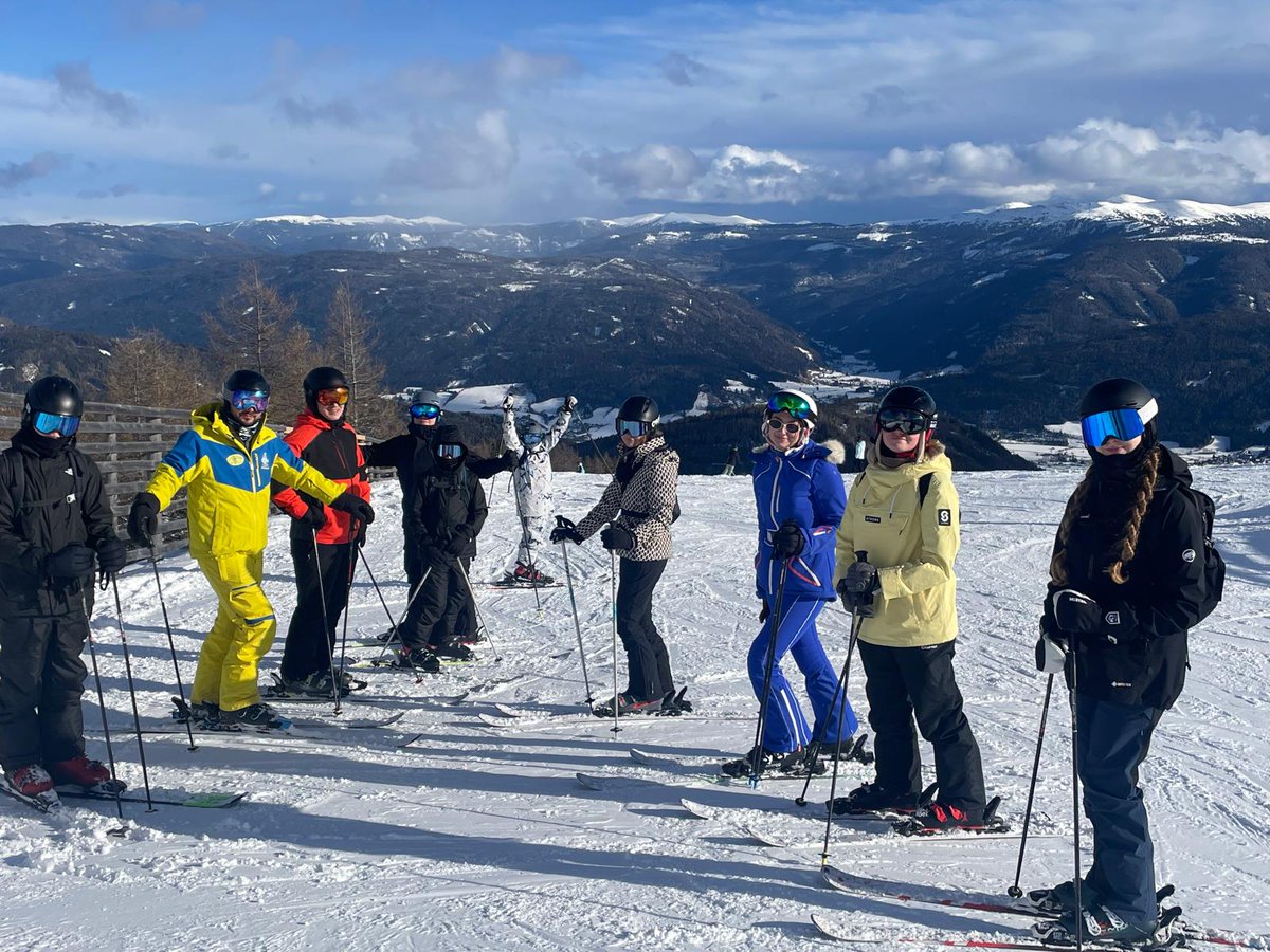 Davenant School tweet media