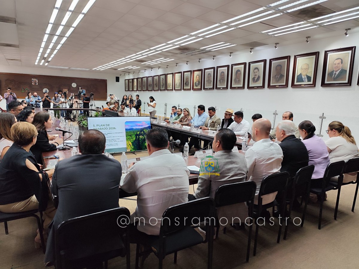 En la 1ª Sesión del Consejo de Paz y Atención a las Causas, hemos reafirmado el gran compromiso de la Iglesia para trabajar junto a las autoridades y la sociedad atendiendo las causas que generan violencia y sembrando caminos de reconciliación, unidos con fe y compromiso.