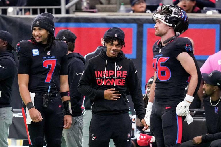 JacobBarzilla's tweet photo. Dalton Schultz was one of just 8 TEs in the NFL this past season to be top 15 in RECV Grade & top 35 in RBLK Grade via @PFF.

- Dalton Schultz 
- Brenton Strange 
- Sam Laporta  
- George Kittle
- Colston Loveland 
- Dalton Kincaid 
- Colby Parkinson 
- Jake Tonges 

Big season from Schultz after a disappointing 2024-25 season.