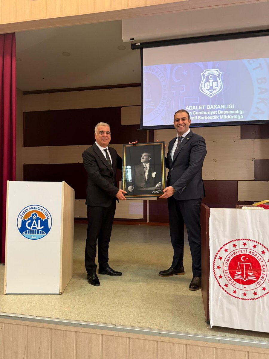 📌Ceyhan Cumhuriyet Başsavcılığı ve Denetimli Serbestlik Müdürlüğünce, Ceyhan Anadolu Lisesi Toplantı Salonu’nda “Narkoterör”konulu konferans düzenlendi.

Konferansta “Bağımlılık, IBAN Kullandırma, Akran Zorbalığı” konularınada değinildi.

<a href="/tcmeb/">Millî Eğitim Bakanlığı</a>
<a href="/AdanaMem/">Adana İl Millî Eğitim Müdürlüğü</a>
<a href="/mnaras/">M.Nurettin ARAS🇹🇷</a>
<a href="/Sampiyon_6101/">Şahin</a>