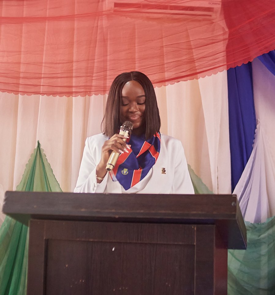Faith Lhizzy🧡 tweet media