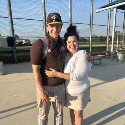 Kelly Rowold tweet media