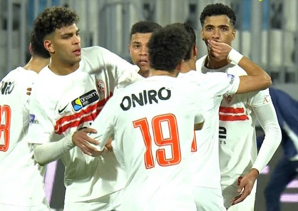 كنا نظن أن الإعلام الرياضي قد شارف أخيرًا على إغلاق فقرات الغمز واللمز في شؤون الاهلي وإمام عاشور، لكن حسام عبد المجيد، قرر أن يمدّهم بمادة خام جديدة، فمحاولته الاعتداء على عبد الله السعيد، رغم فارق السن والخبرة، هدية مغلّفة لبرامج تعيش على الطرمخة على فضائح اندية تنتمي اليها هذه