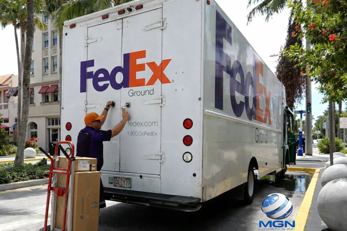 MGN_Logistics's tweet photo. FedEx will close 475+ stations. Parcel demand is still strong, but networks are shifting fast. Shippers that adapt routing early will protect service and costs. 

🔗 https://t.co/zT0t5CCZw4 https://t.co/ZtTqAPudaA