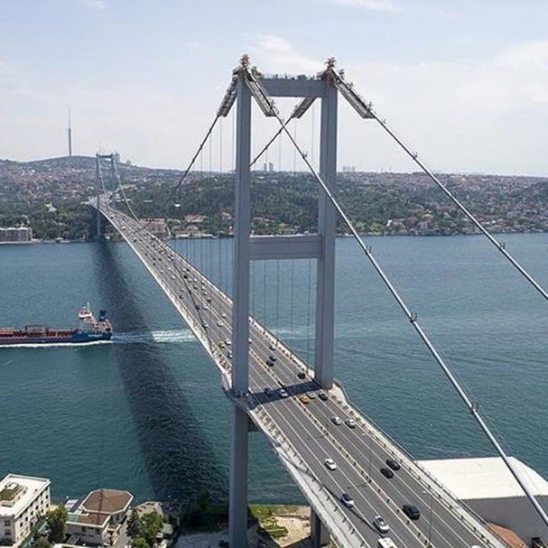sokakkedisitv's tweet photo. 🟠 AKP'li Cem Küçük:

“Köprü satılmıyor, gelirleri satılıyor.

Gayet iyi hareket.” https://t.co/Ui1iQP8tHZ