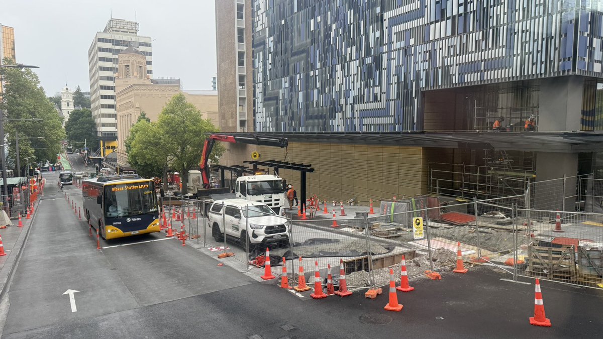 NZTransitBuzz's tweet image. #BusNews: Crews have installed the main frame of the new bus shelters at Te Waihorotiu Station. 

The frames will form part of the Wellesley Street bus interchange.