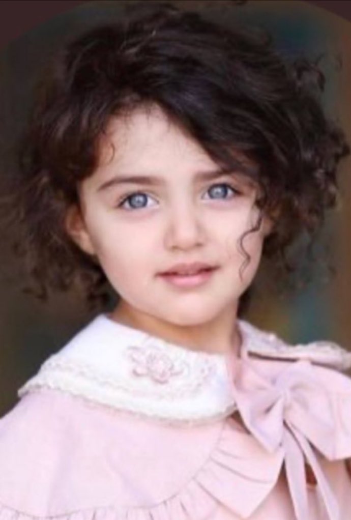 🦋

~

"كل دفءٍ تمنحه،
سيبحث عنك يومًا ليحتضنك."
#مساء_الحب_يادنيا

                  🕊️💕🎀