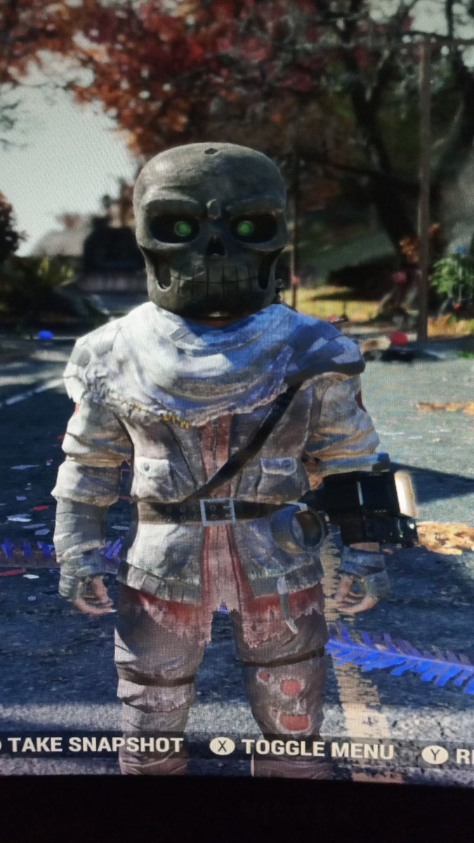 whatever tweet media