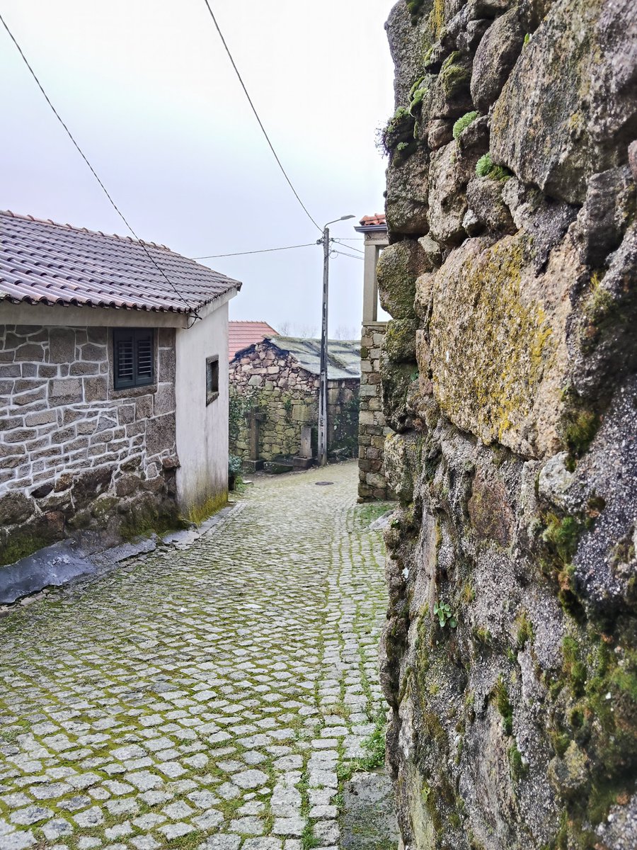 loves_galicia's tweet photo. Fin de semana no #PNPG
Pitões das junías, o mosteiro e a fervenza #loves_portugal https://t.co/xXeNpRiqy4