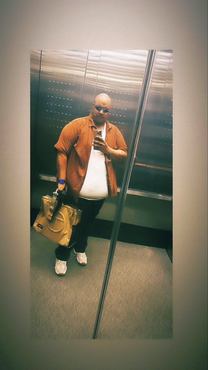 COLE_WORLD93's tweet photo. #Pressha https://t.co/3bCR5eOYMs