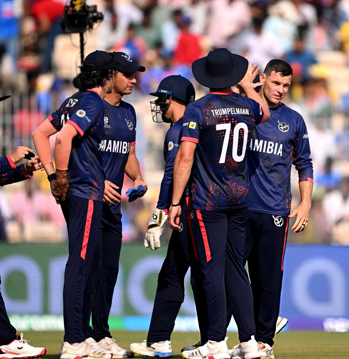 AssociateChrons's tweet photo. Namibia 🇳🇦 and Gerhard Erasmus, you have only one job: defeat Pakistan 🇵🇰 and give your fellow associate USA 🇺🇲 a chance.
#AssociateCricket #NamibiaCricket 🇳🇦 #T20WorldCup #CricketEverywhere https://t.co/0KUVo1qthn