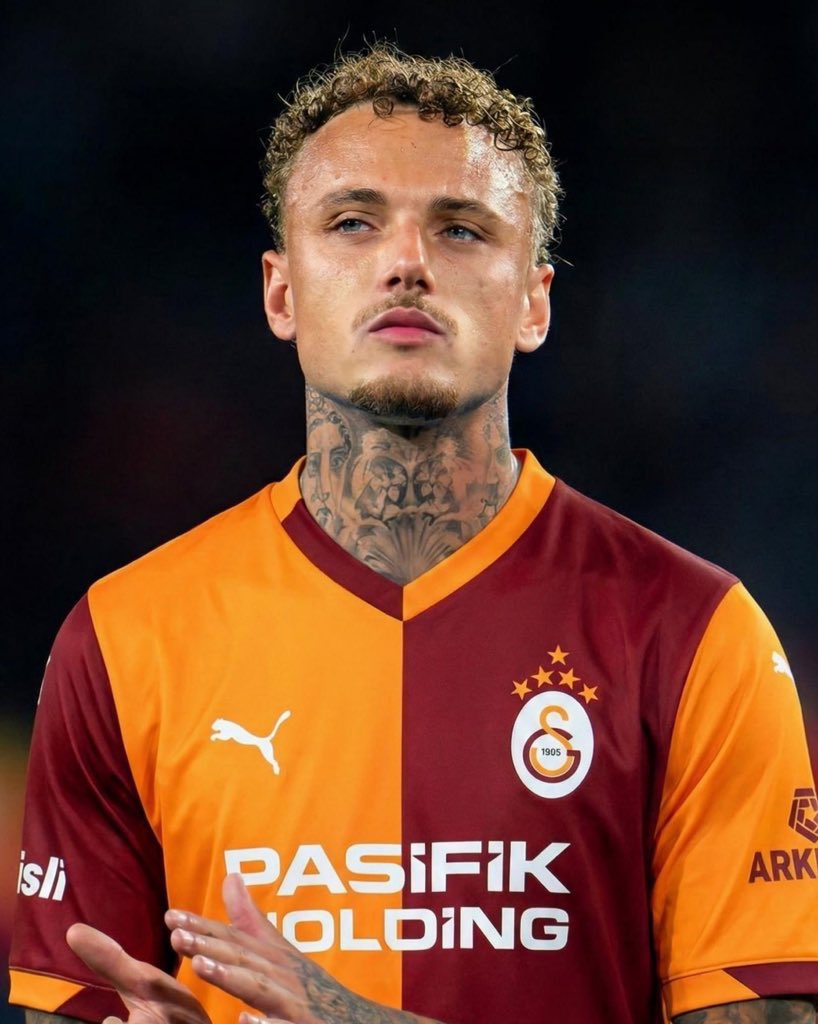 SevgiAsk1905's tweet photo. Noa Lang Juventus karşında şov yapiyor maşallah beeeee https://t.co/ZiO7VQQos1