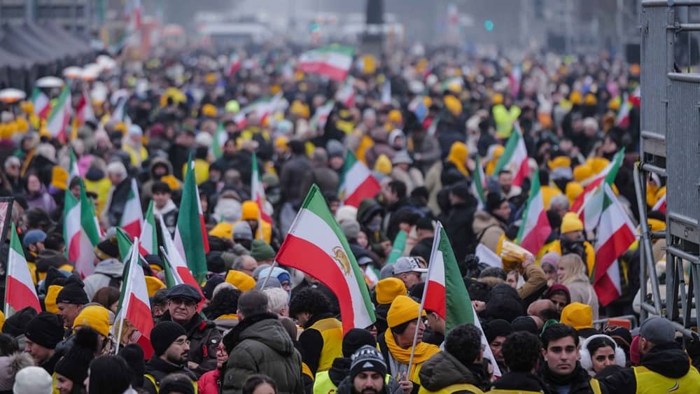 Tens of thousands of #Iranians and NCRI supporters rallied in #Berlin, #Germany, on February 7, 2026 #Iran #IranRevolution2026 #No2ShahNo2Mullah
