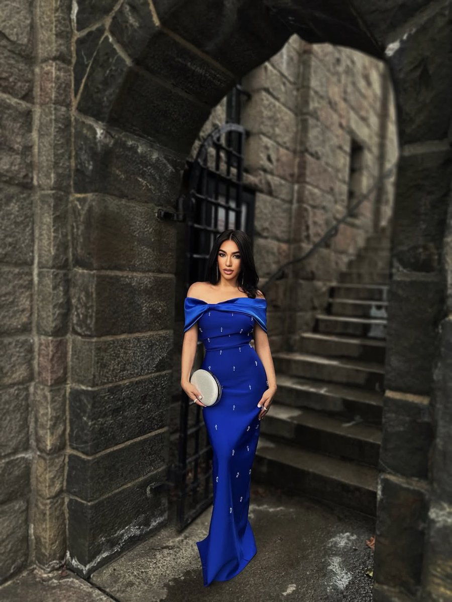 EmpireOpulent's tweet photo. Wedding guest perfection ✨  Meet the Off Shoulder Wedding Guest Bandage Dress (PP2071). An elegant neckline meets a sculpting bandage fit that celebrates every curve. 💙  👗 Very stretchy & supportive  💃 Perfect for weddings & evening events  ✨ Effortless, camera-ready elegance  🛒 Shop: https://t.co/Hil5hdrN3r  (IG: Link in bio)  OpulentEmpire #opulentempire   #WeddingGuestDress   #BandageDress   #FormalDress   #BlueDress