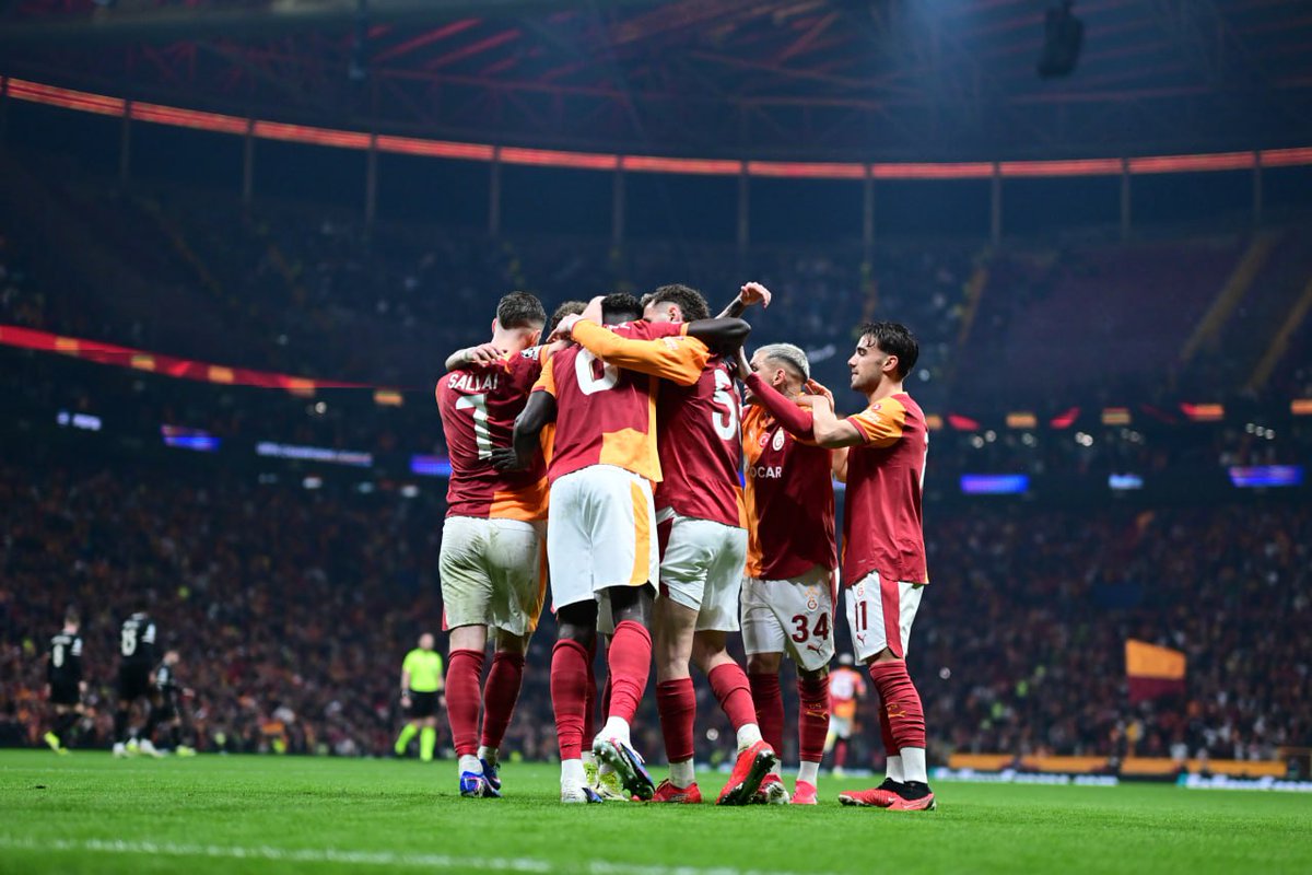 trthaber's tweet photo. ⚽️ Temsilcimiz Galatasaray, UEFA Şampiyonlar Ligi son 16 play-off turunda Juventus'u 5-2 yendi. https://t.co/SBKC3BZrT2