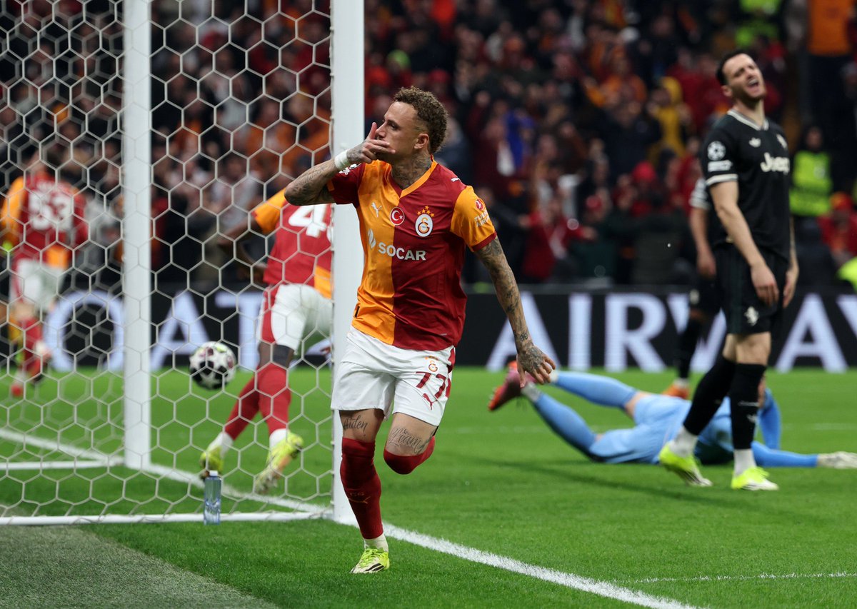 YellowRedReport's tweet photo. 🔥 Galatasaray, Şampiyonlar Ligi'nde bir maçta 5 gol atan ilk Türk takımı oldu. https://t.co/dNCQY4ma5c